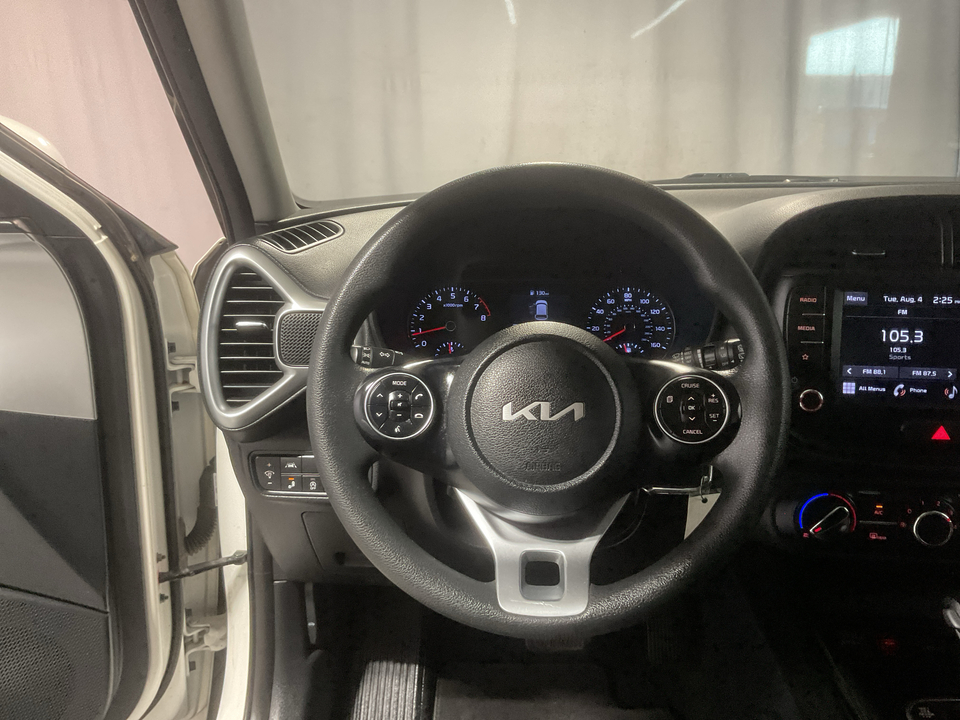 2022 Kia Soul LX CVT