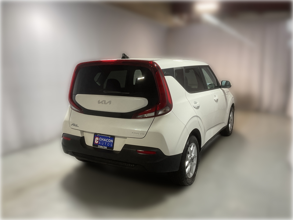 2022 Kia Soul LX CVT