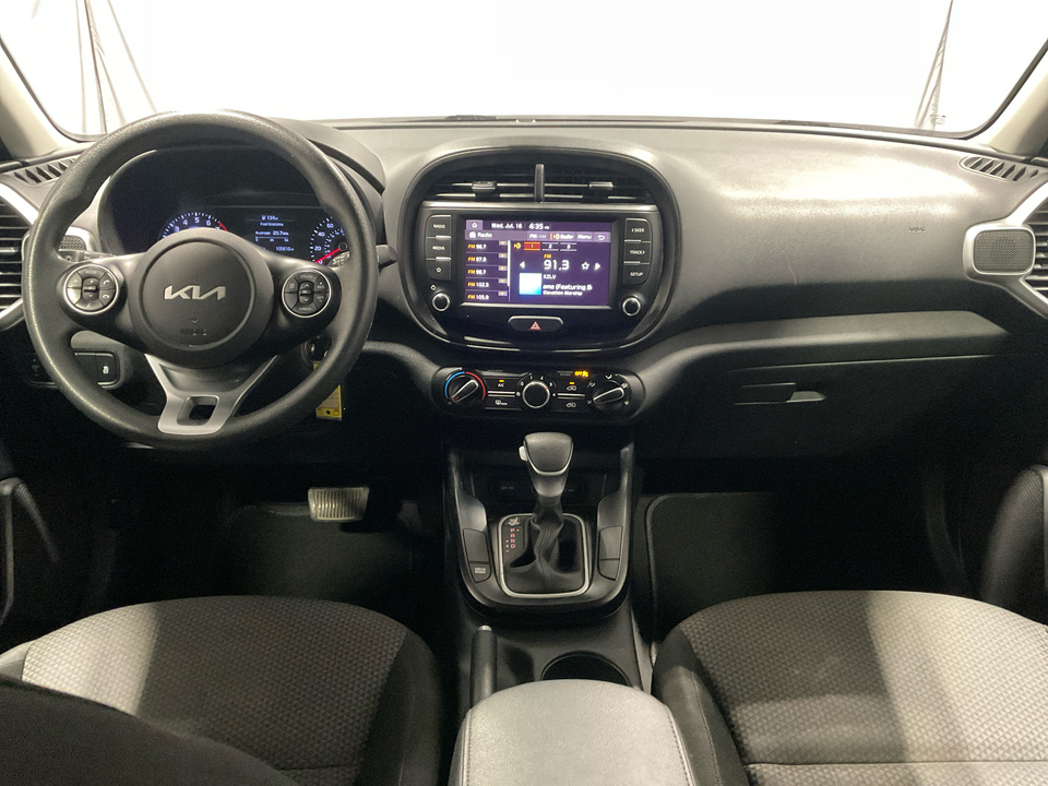 2022 Kia Soul LX CVT