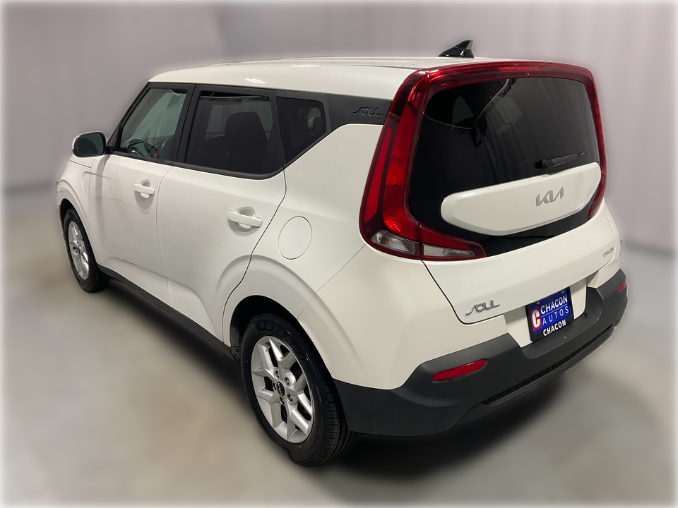 2022 Kia Soul LX CVT