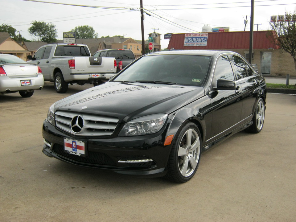 2011 Mercedes-Benz C-Class C300 Luxury Sedan