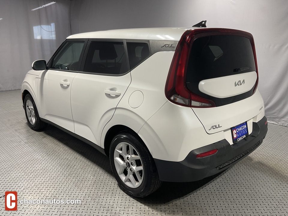 2022 Kia Soul LX CVT