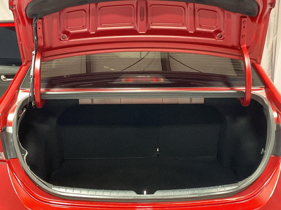 2022 Hyundai Accent SEL 4-Door 6A