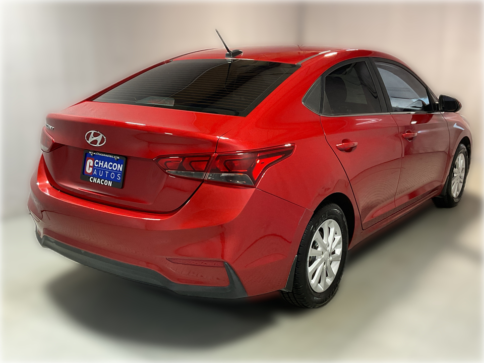 2022 Hyundai Accent SEL 4-Door 6A