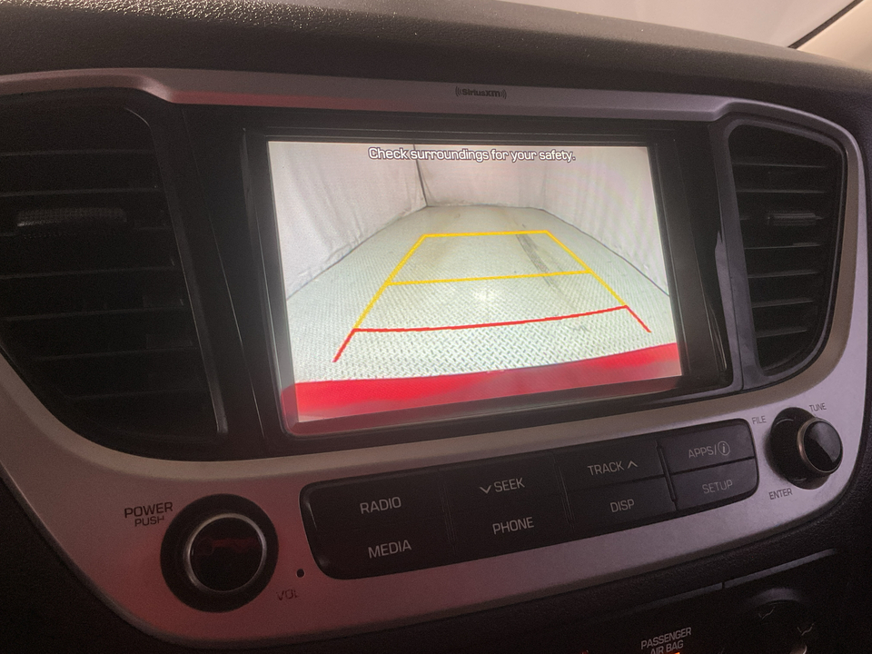 2022 Hyundai Accent SEL 4-Door 6A