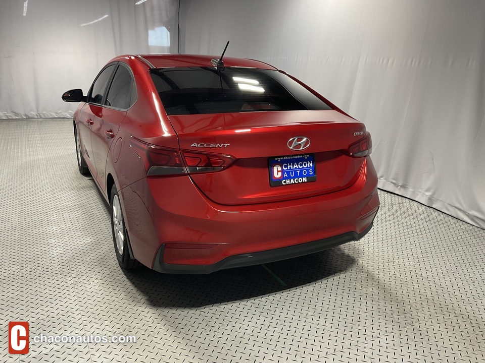 2022 Hyundai Accent SEL 4-Door 6A