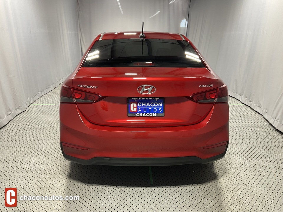 2022 Hyundai Accent SEL 4-Door 6A