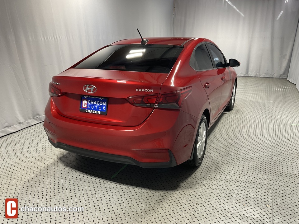 2022 Hyundai Accent SEL 4-Door 6A