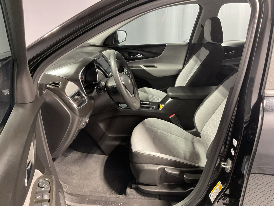 2023 Chevrolet Equinox LS 2WD