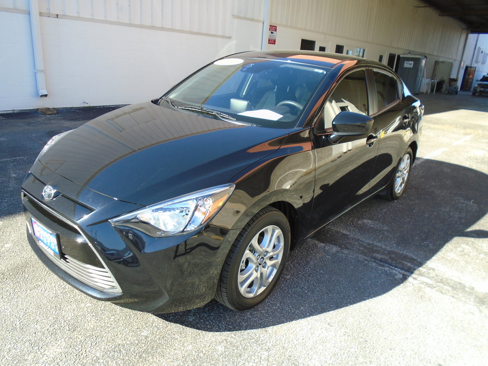 2017 Toyota Yaris iA 6A