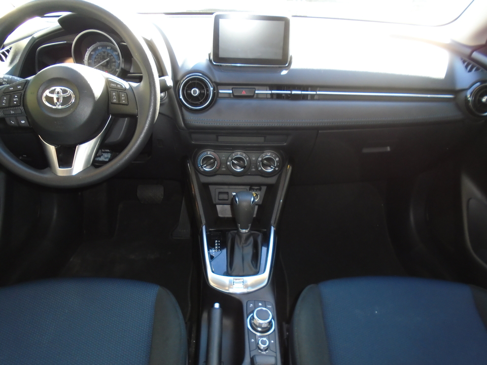 2017 Toyota Yaris iA 6A