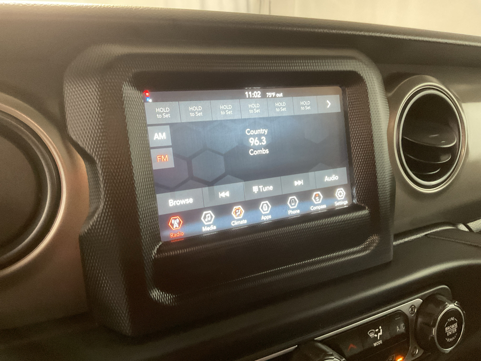 2022 Jeep Gladiator Sport