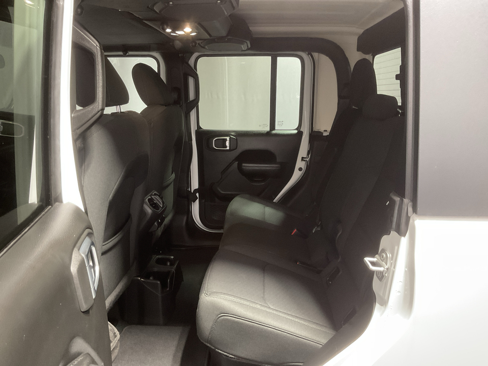2022 Jeep Gladiator Sport