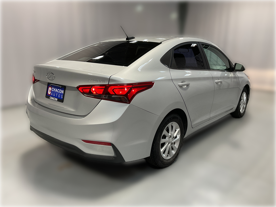 2022 Hyundai Accent SEL 4-Door 6A