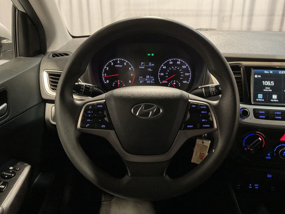 2022 Hyundai Accent SEL 4-Door 6A