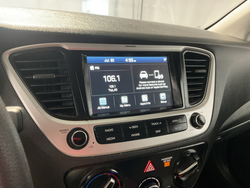 2022 Hyundai Accent SE 4-Door 6A