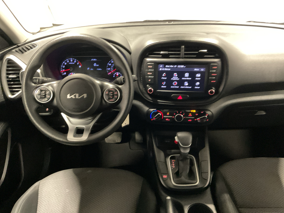 2022 Kia Soul LX CVT