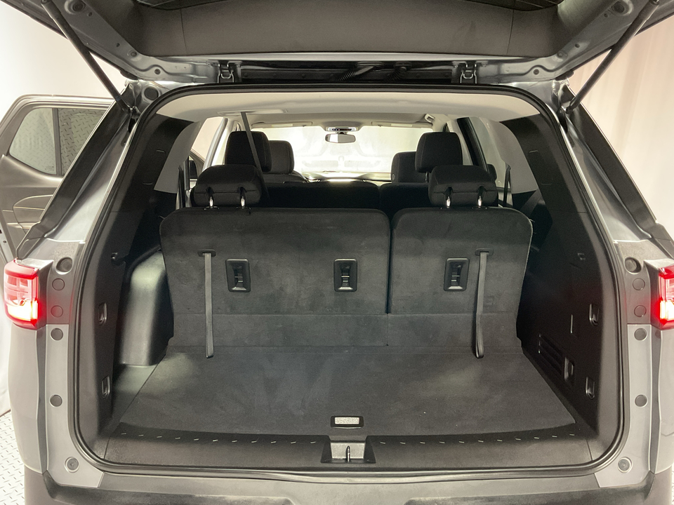 2021 Chevrolet Traverse LS FWD
