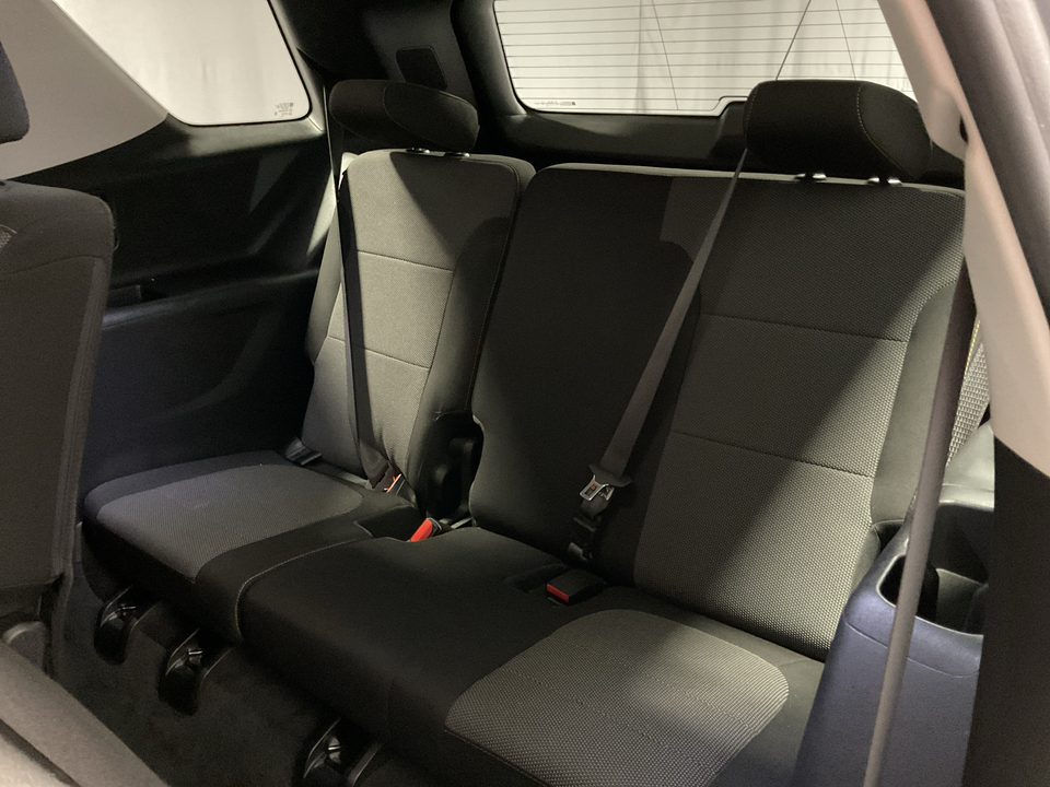 2021 Chevrolet Traverse LS FWD