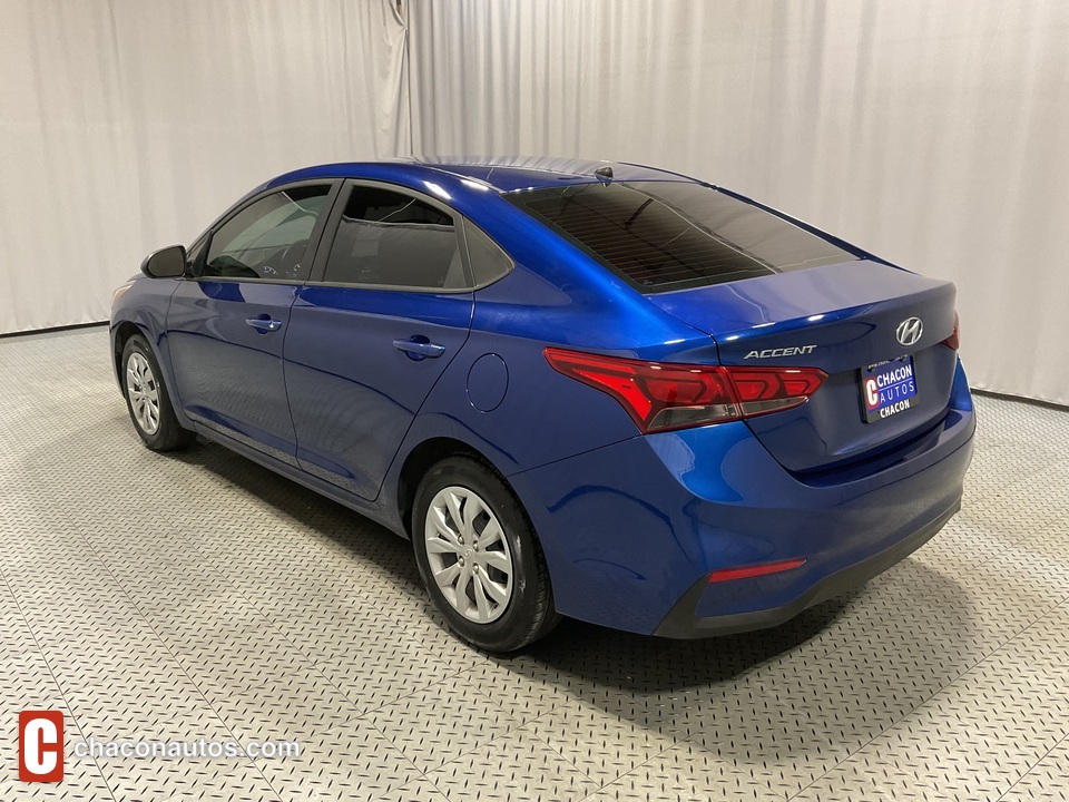 2022 Hyundai Accent SEL 4-Door 6A