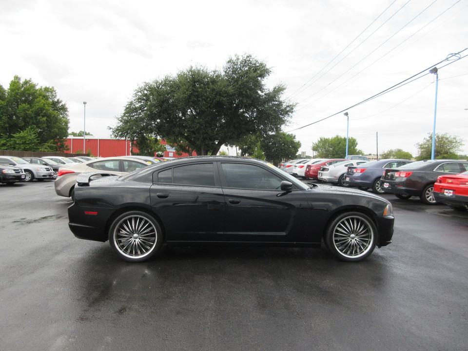 2012 Dodge Charger SE