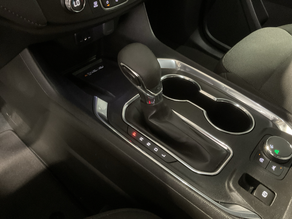 2023 Chevrolet Traverse LT FWD