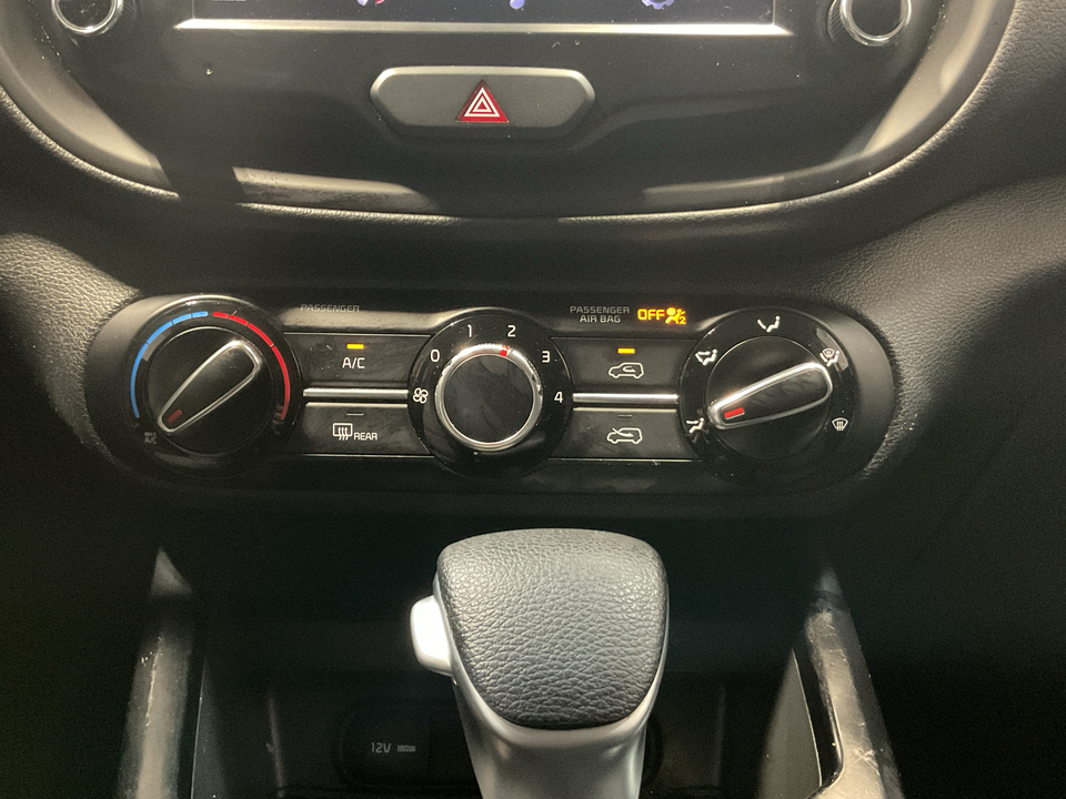 2022 Kia Soul LX CVT