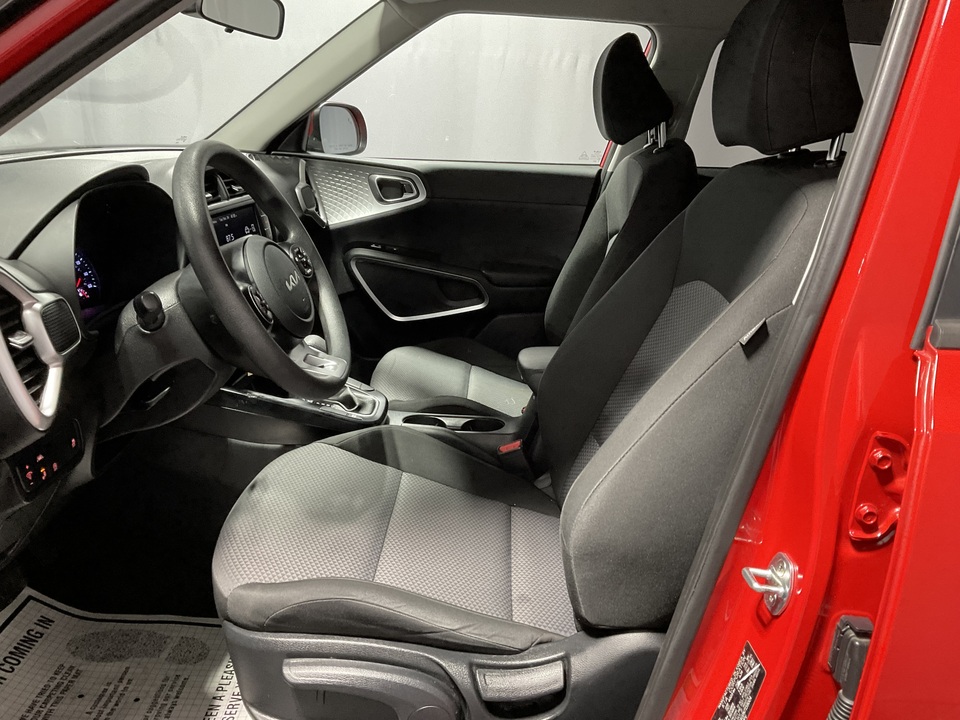 2022 Kia Soul LX CVT