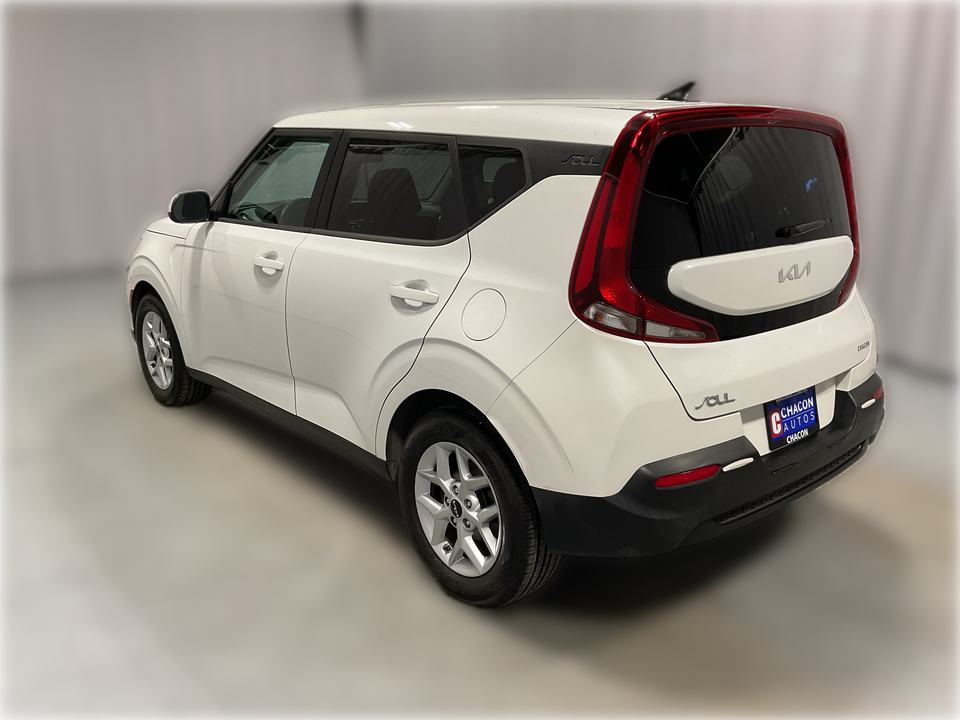 2022 Kia Soul LX CVT