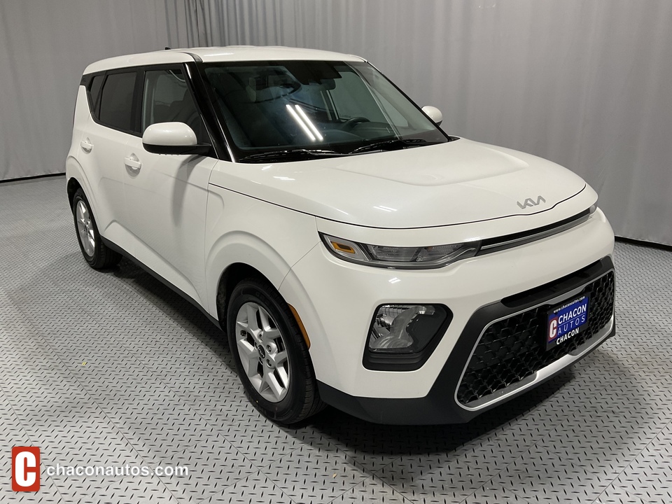 2022 Kia Soul LX CVT