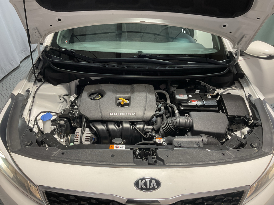2017 Kia Forte LX 6A