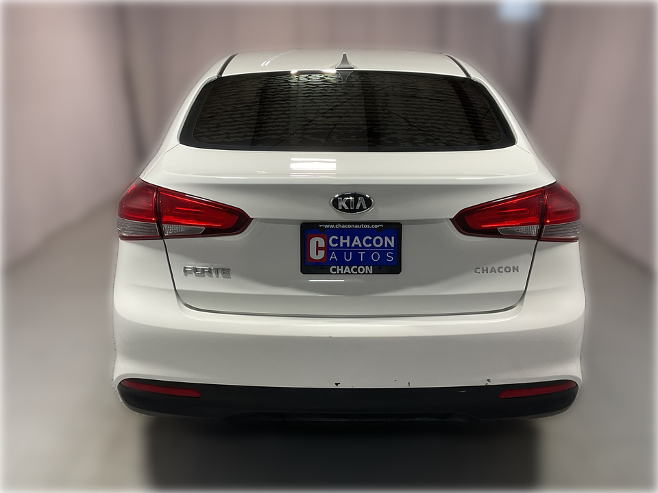 2017 Kia Forte LX 6A