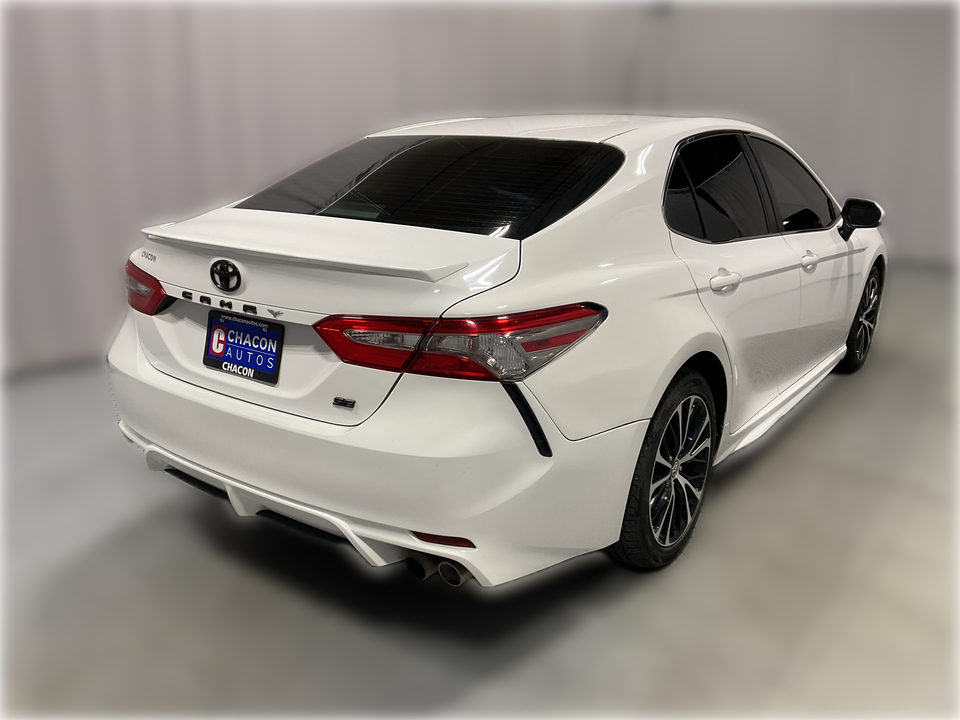 2018 Toyota Camry SE