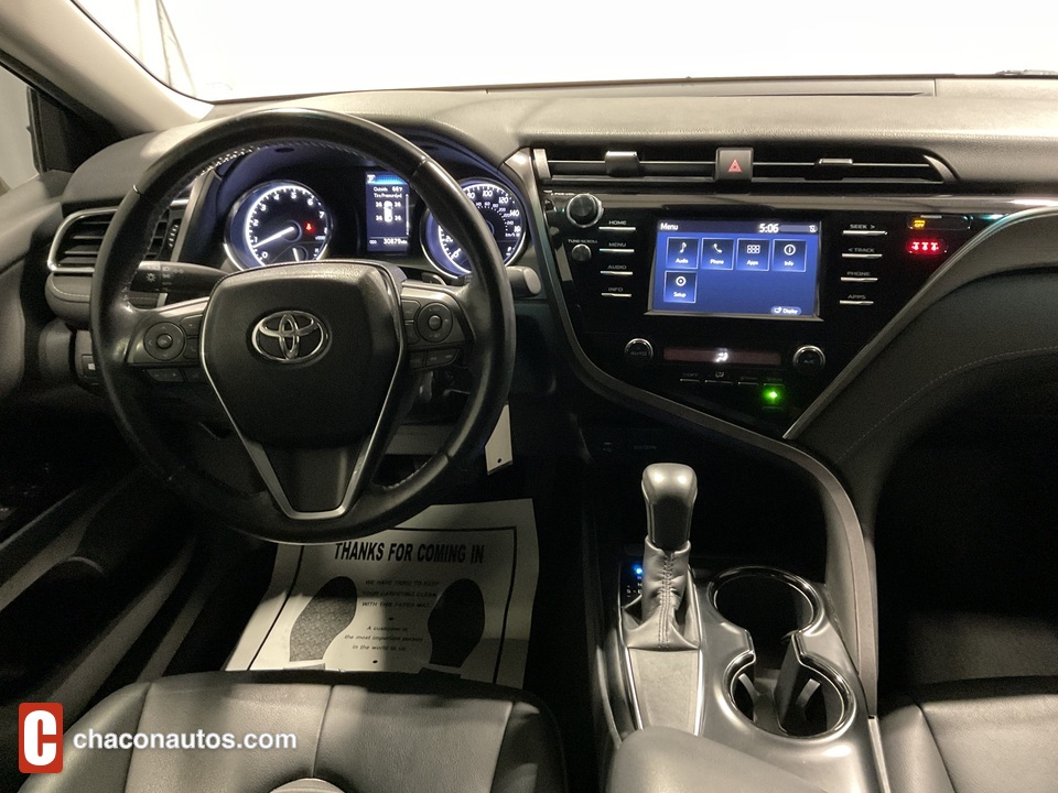 2018 Toyota Camry SE