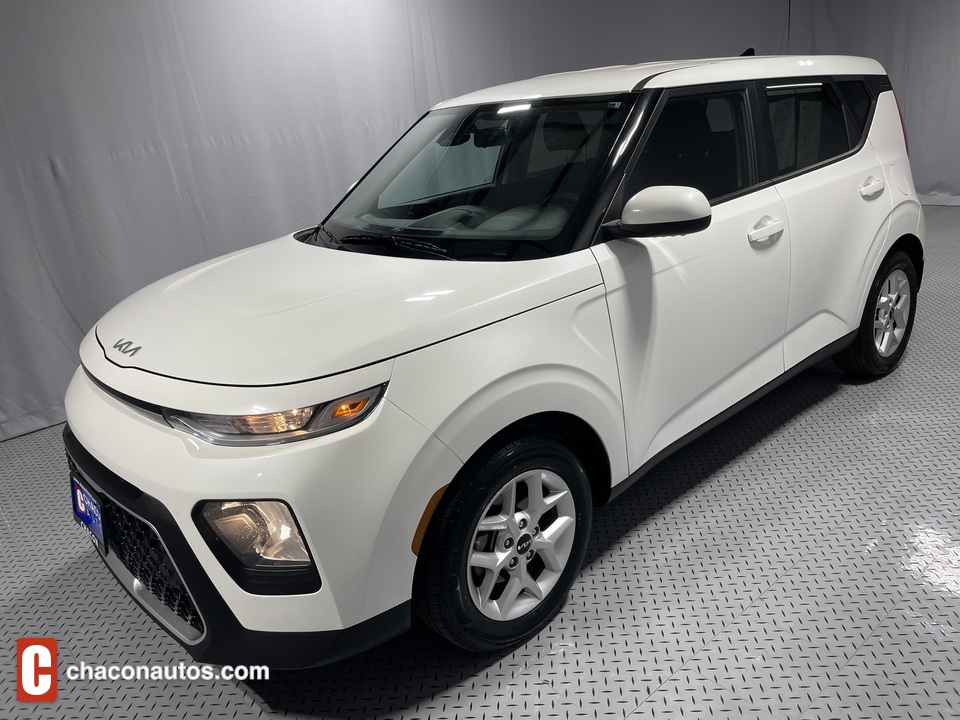 2022 Kia Soul LX CVT