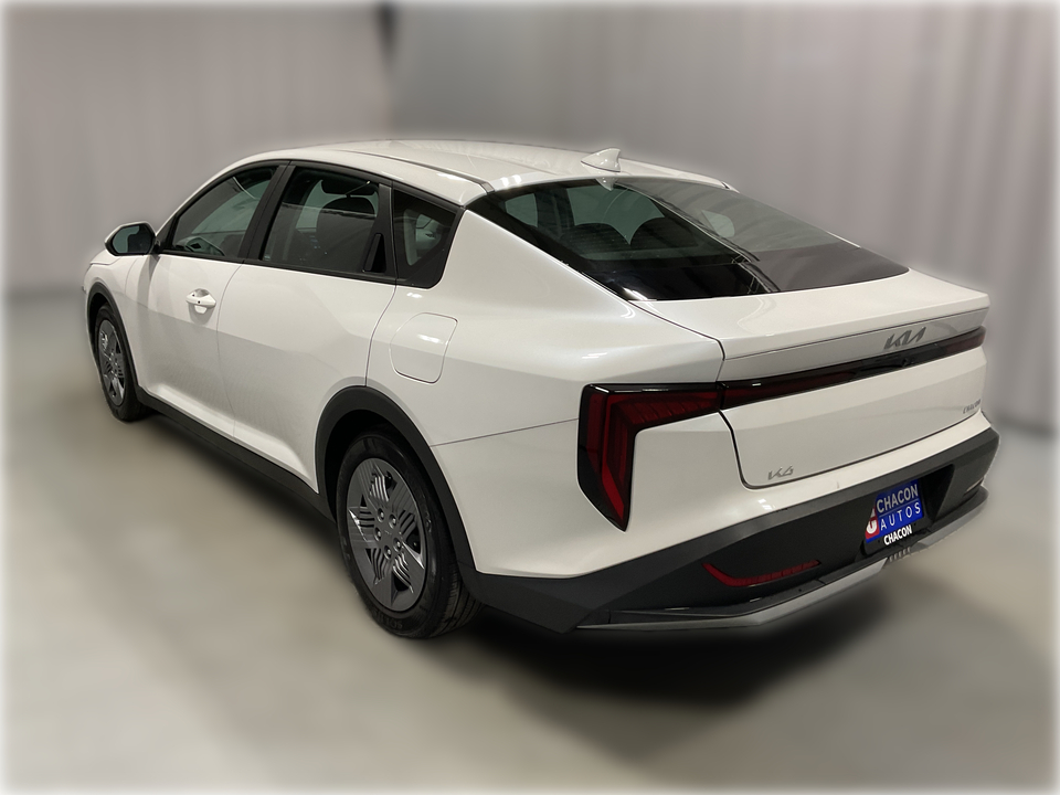 2025 Kia K4 LX