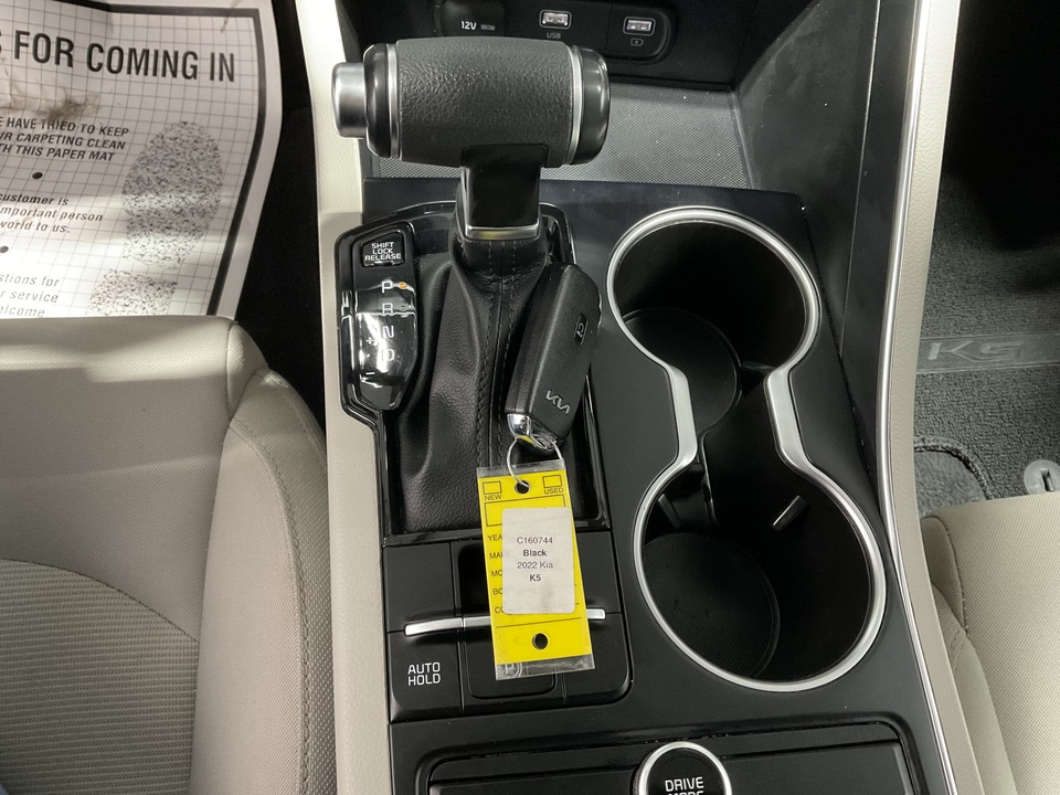 2022 Kia K5 LXS