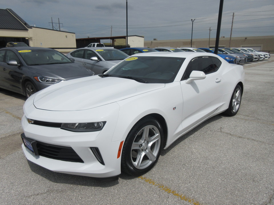 2018 Chevrolet Camaro 1LT Coupe 8A