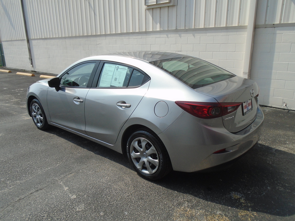 2015 Mazda MAZDA3 i Sport AT 4-Door