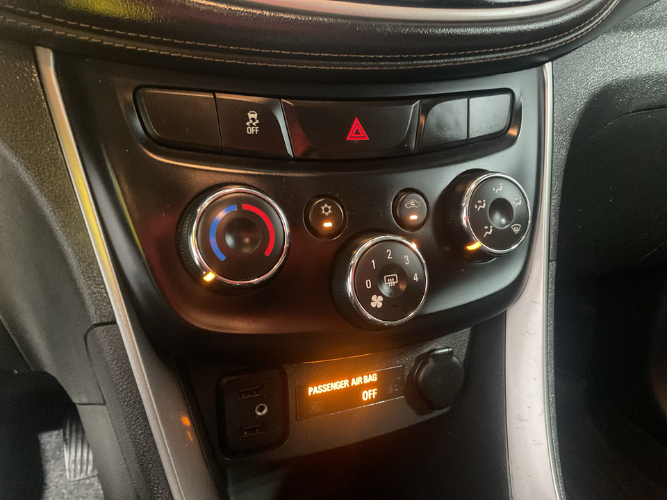 2020 Chevrolet Trax LS FWD