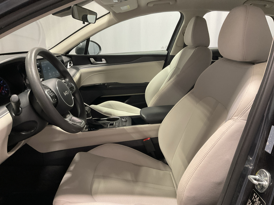 2022 Kia K5 LXS