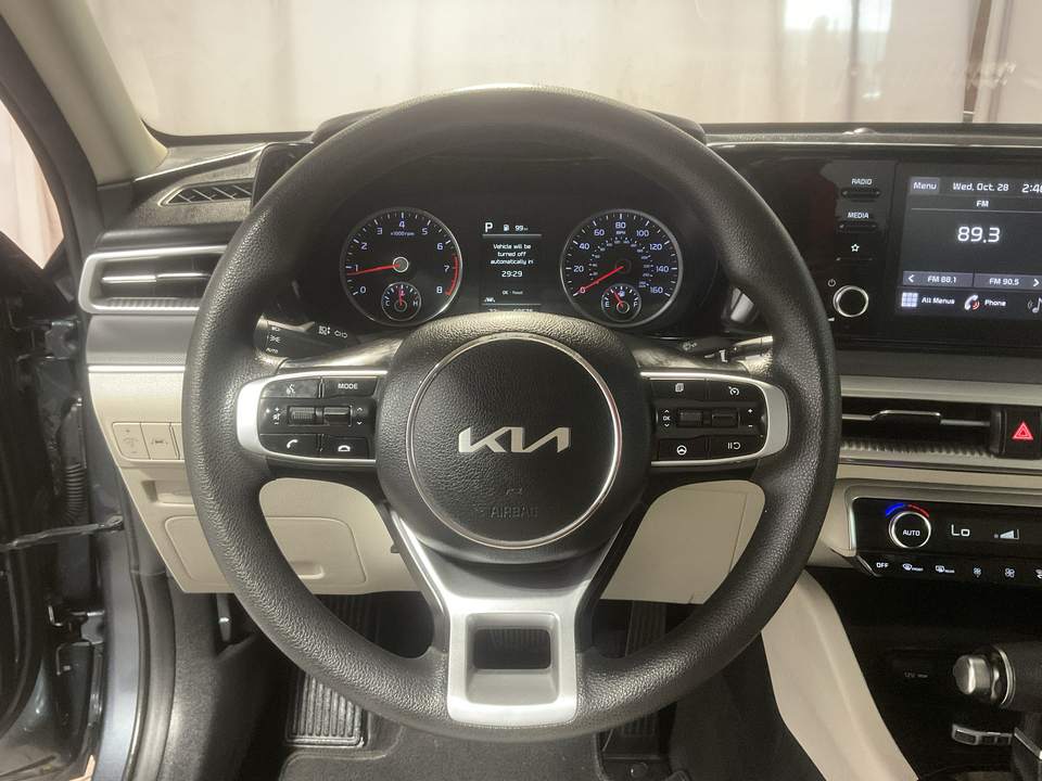 2022 Kia K5 LXS