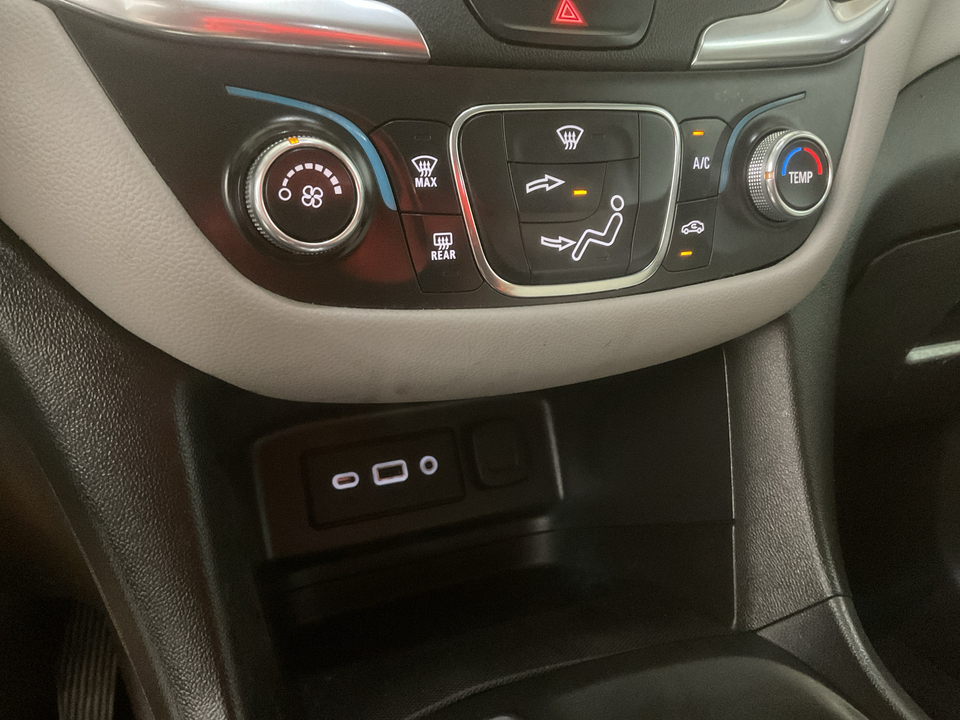 2021 Chevrolet Equinox LS 2WD