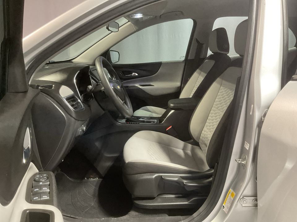 2021 Chevrolet Equinox LS 2WD