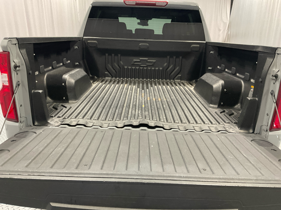 2025 Chevrolet Silverado 1500 RST Crew Cab 2WD