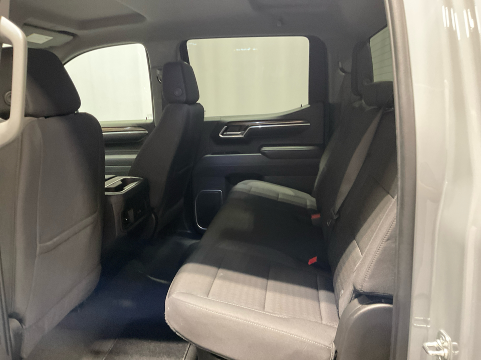 2025 Chevrolet Silverado 1500 RST Crew Cab 2WD