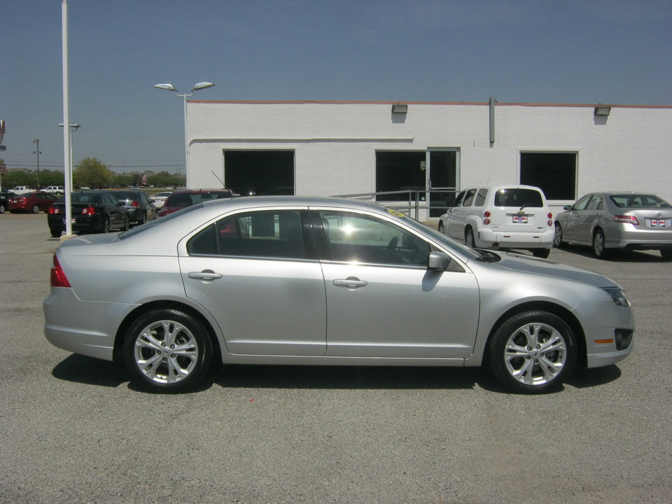 2012 Ford Fusion SE