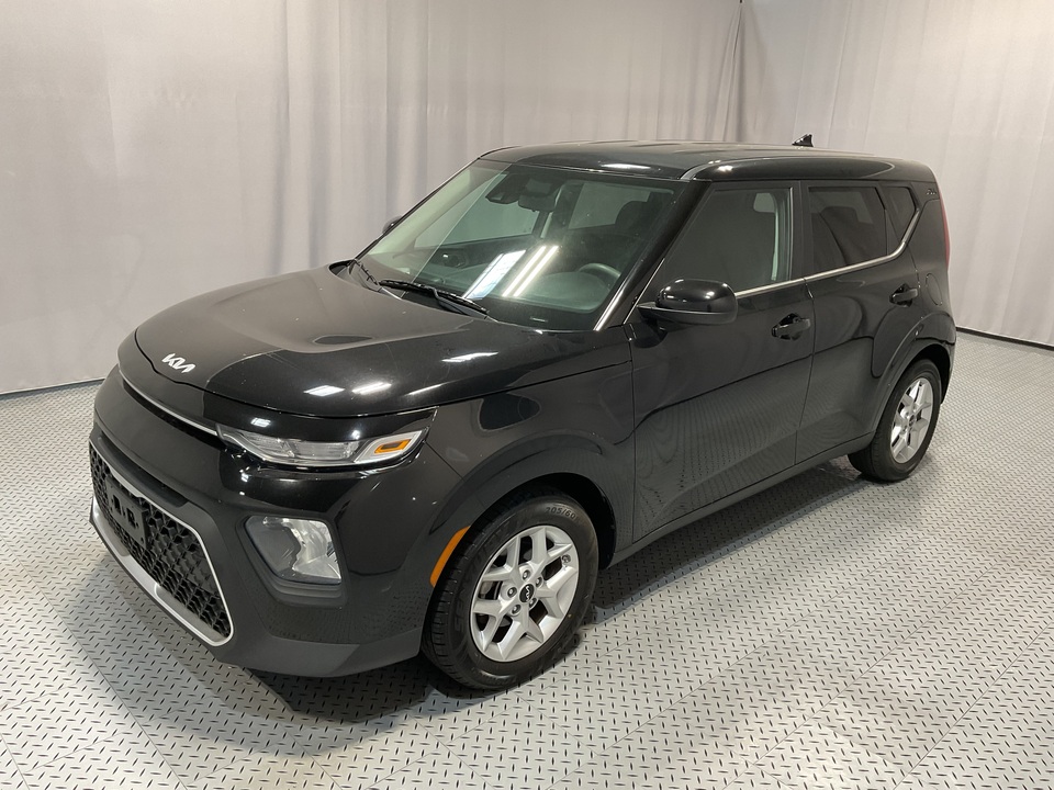2022 Kia Soul LX CVT
