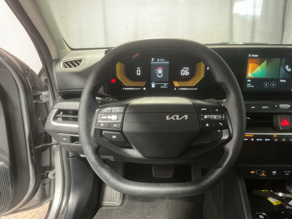 2025 Kia K4 LX