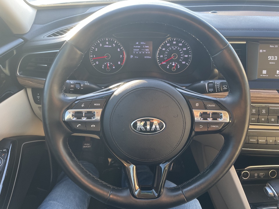 2019 Kia Cadenza Premium